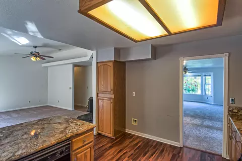 4922 Tralee Ln, Redding, CA 96001 photo 13