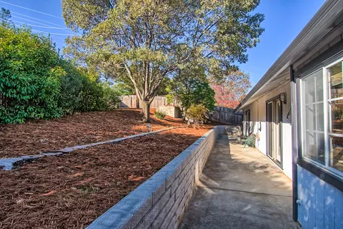 4922 Tralee Ln, Redding, CA 96001 photo 34