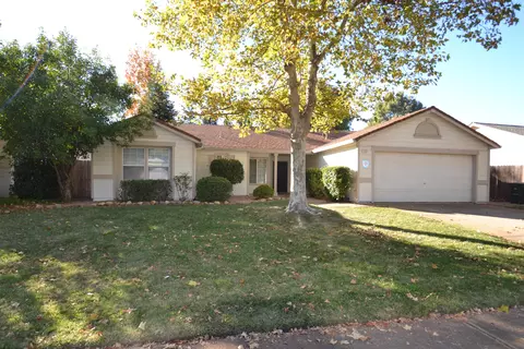 4364 Agnes May Dr, Redding, CA 96002 photo 1