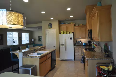 19420 Carnegie Dr, Redding, CA 96003 photo 10