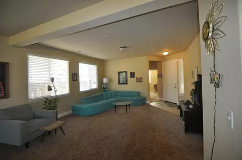 19420 Carnegie Dr, Redding, CA 96003 photo 3