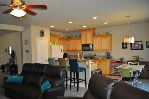 19420 Carnegie Dr, Redding, CA 96003 photo 7