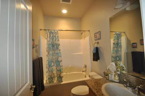 19420 Carnegie Dr, Redding, CA 96003 photo 23