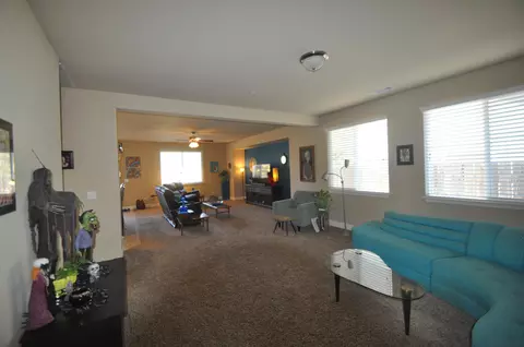 19420 Carnegie Dr, Redding, CA 96003 photo 4
