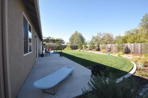 19420 Carnegie Dr, Redding, CA 96003 photo 29