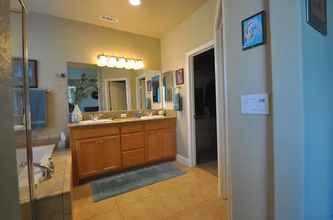 19420 Carnegie Dr, Redding, CA 96003 photo 25
