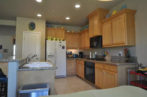 19420 Carnegie Dr, Redding, CA 96003 photo 13