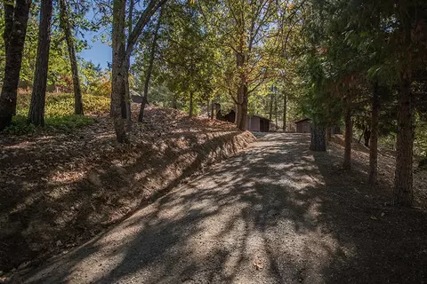25 Rebel Rd, Lewiston, CA 96052 photo 8