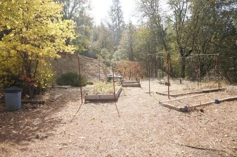 25 Rebel Rd, Lewiston, CA 96052 photo 6