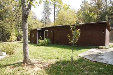 25 Rebel Rd, Lewiston, CA 96052 photo 4