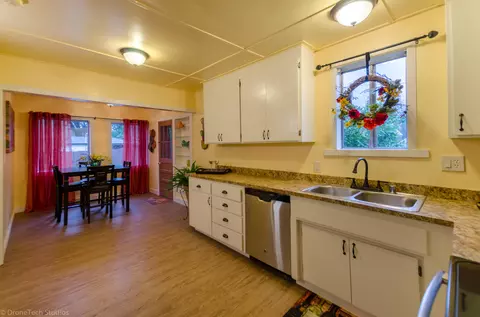 901 State St, Redding, CA 96001 photo 11