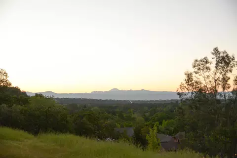 518 Turquoise Ct, Redding, CA 96003 photo 7