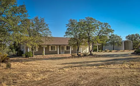 11401 Cactus Ln, Redding, CA 96003 photo 3