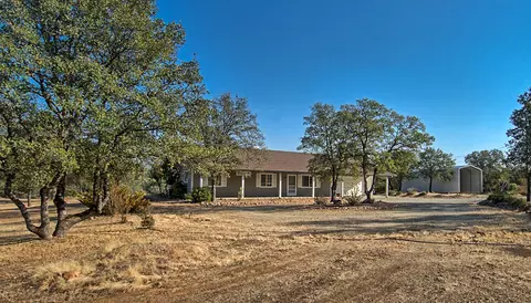 11401 Cactus Ln, Redding, CA 96003 photo 1