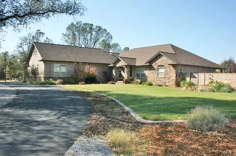 13510 Manzanillo Way, Redding, CA 96003 photo 1