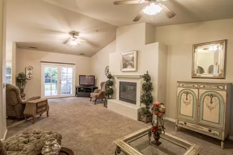 191 Ironwood Ln, Redding, CA 96003 photo 4