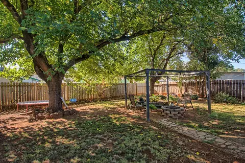 2077 Neptune, Redding, CA 96002 photo 19