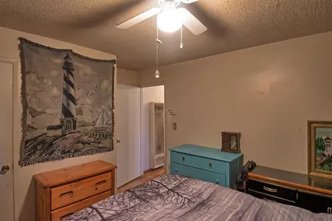 2077 Neptune, Redding, CA 96002 photo 12
