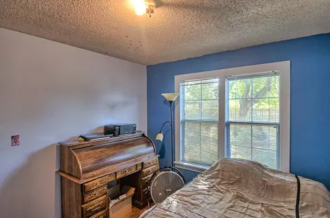 2077 Neptune, Redding, CA 96002 photo 16