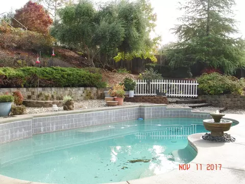 11463 Wales Dr, Redding, CA 96003 photo 4