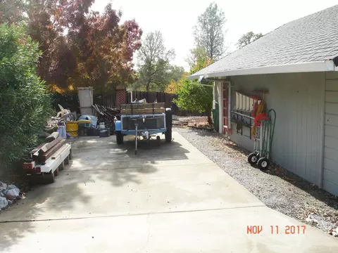 11463 Wales Dr, Redding, CA 96003 photo 50