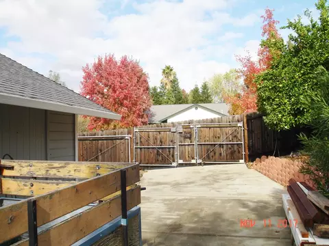 11463 Wales Dr, Redding, CA 96003 photo 46