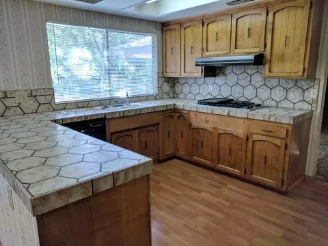 3025 Forest Hills Dr, Redding, CA 96002 photo 9