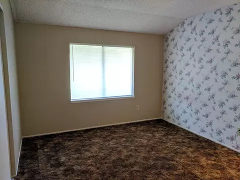 3025 Forest Hills Dr, Redding, CA 96002 photo 18