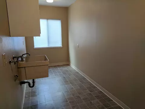 3025 Forest Hills Dr, Redding, CA 96002 photo 12