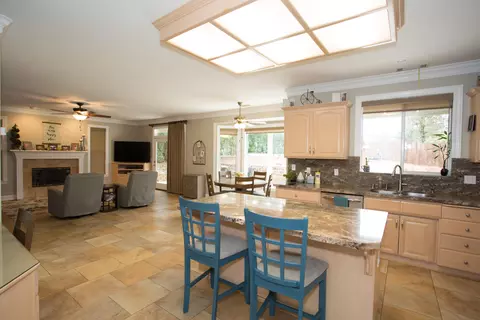 4250 Rutgers Pl, Redding, CA 96001 photo 4