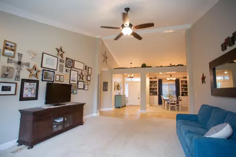 4250 Rutgers Pl, Redding, CA 96001 photo 7
