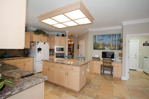 4250 Rutgers Pl, Redding, CA 96001 photo 14