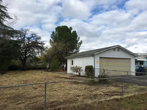 1020 Deodar Way, Redding, CA 96003 photo 5