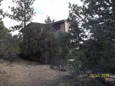 5111 Hill Dr, Weed, CA 96094 photo 2