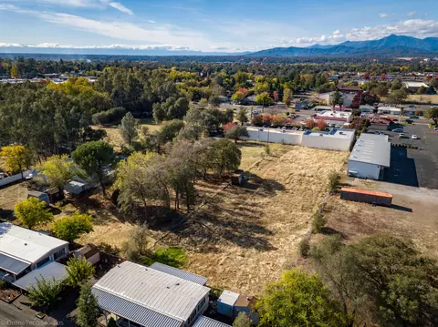 2805 Churn Creek Rd, Redding, CA 96002 photo 12