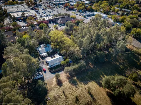 2805 Churn Creek Rd, Redding, CA 96002 photo 3
