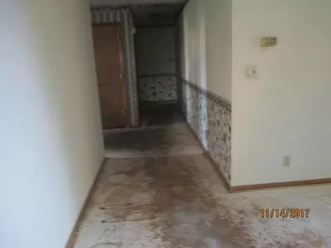 1851 Tiburon Dr, Redding, CA 96003 photo 5