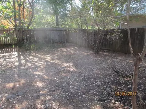1851 Tiburon Dr, Redding, CA 96003 photo 12