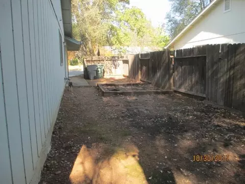 1851 Tiburon Dr, Redding, CA 96003 photo 17