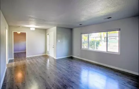 1014 3rd St, Redding, CA 96002 photo 3
