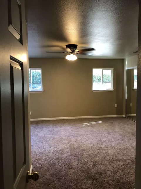 456 Dominica Ct, Redding, CA 96003 photo 9
