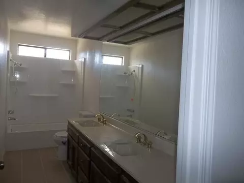 216 Woodcliff Dr, Redding, CA 96003 photo 18