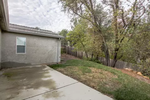 3256 Bridgewater Ct, Redding, CA 96003 photo 16