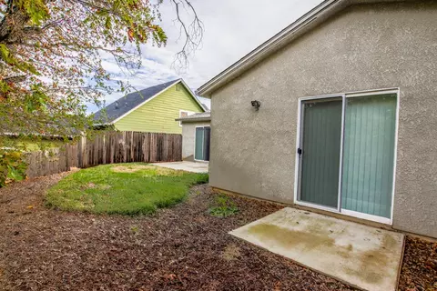 3256 Bridgewater Ct, Redding, CA 96003 photo 17