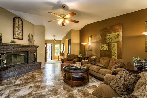 3659 Cherrywood Dr, Redding, CA 96002 photo 13