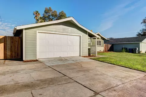 1994 Merle, Redding, CA 96001 photo 4