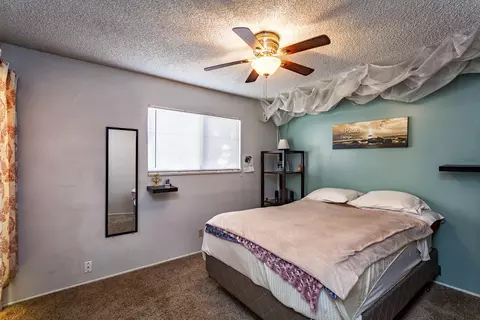 2445 Corona St, Redding, CA 96002 photo 9