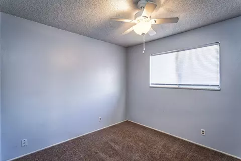 2445 Corona St, Redding, CA 96002 photo 12