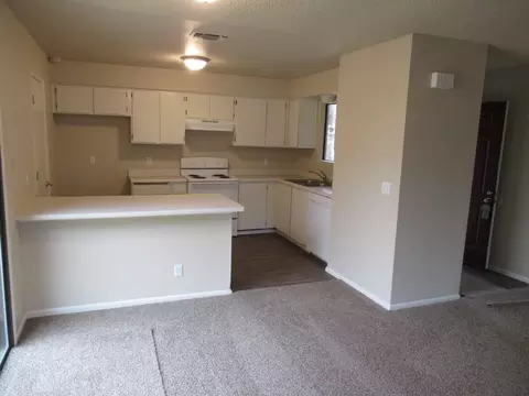 3722 Pegasus, Redding, CA 96002 photo 4
