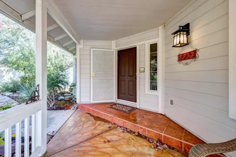 8833 Olney Park Dr, Redding, CA 96001 photo 4